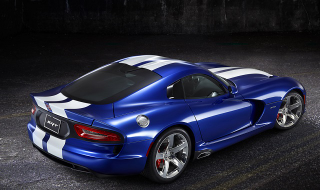 Illustration for article titled FCA recalls TWO (2) 2016 Vipers / 18 owners DAB too much while driving